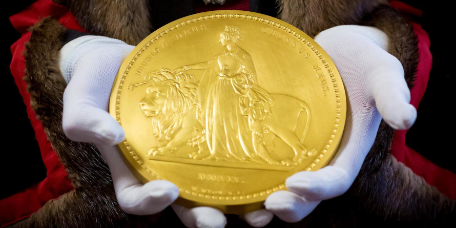 5,000 pounds coin by the Royal Mint